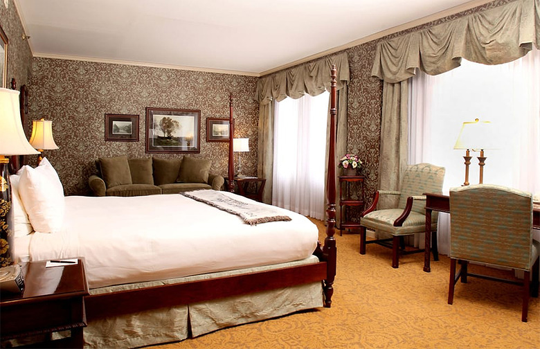 Kentucky: The Brown Hotel (Louisville)