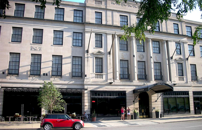 Nebraska: Magnolia Hotel Omaha (Omaha)