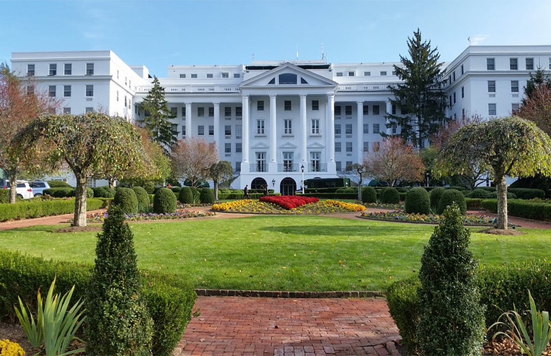West Virginia: The Greenbrier (White Sulphur Springs)