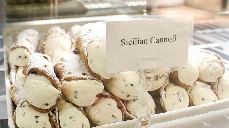 Tray of Sicilian cannoli on display