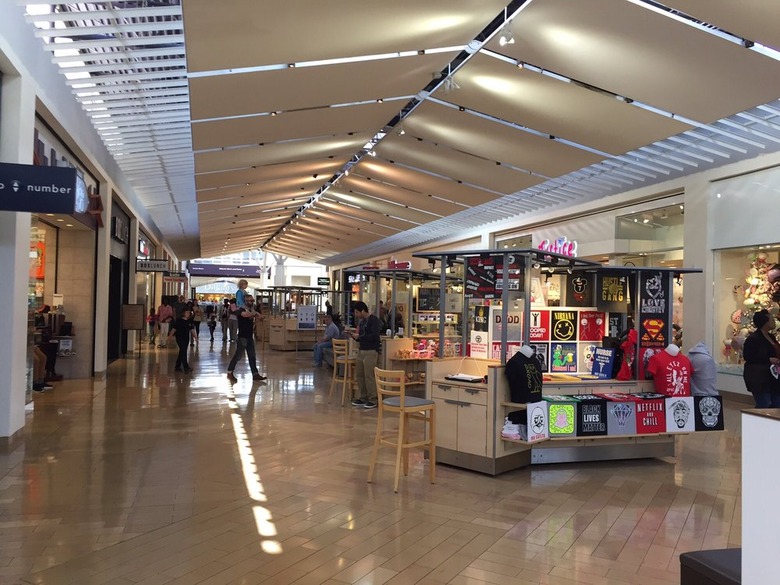 Kentucky: Mall St. Matthews