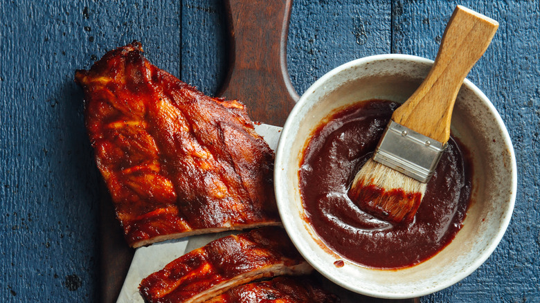 BBQ sauce with meat