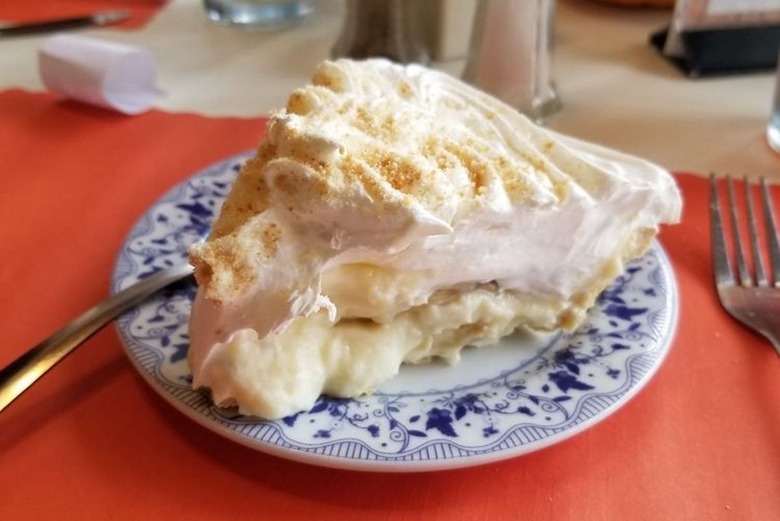 Missouri: The Blue Owl Restaurant and Bakery (Kimmswick)