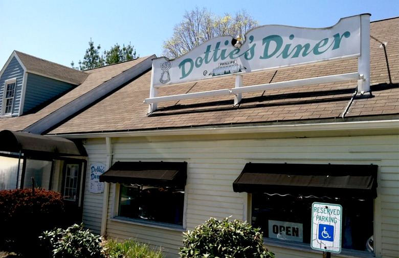 Connecticut: Dottie's Diner (Woodbury)