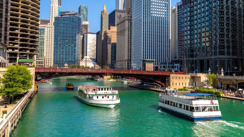 A Chicago River cruise