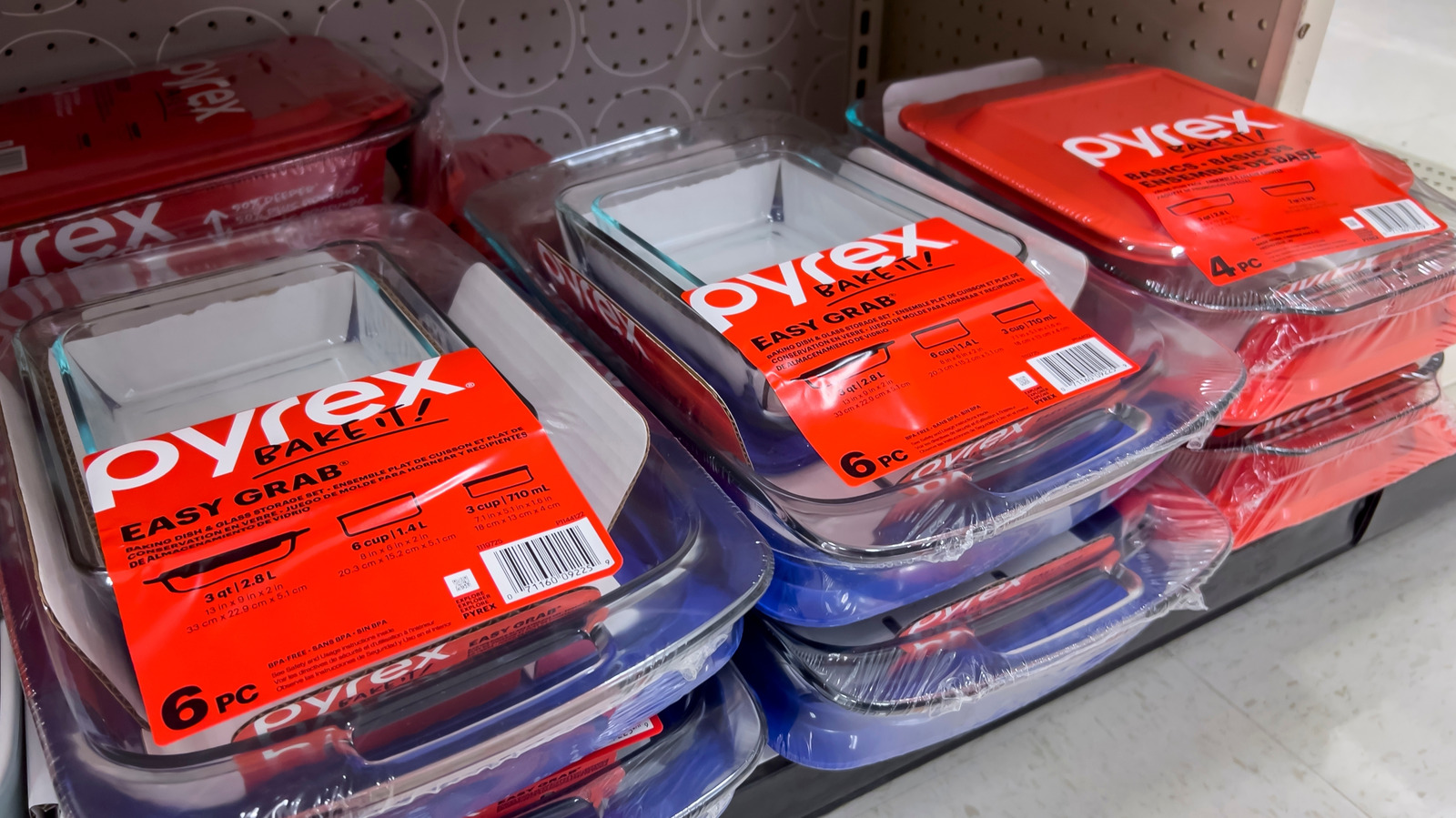 The Best-Selling Pyrex Storage Set That Has Customers Pledging To Buy Multiple