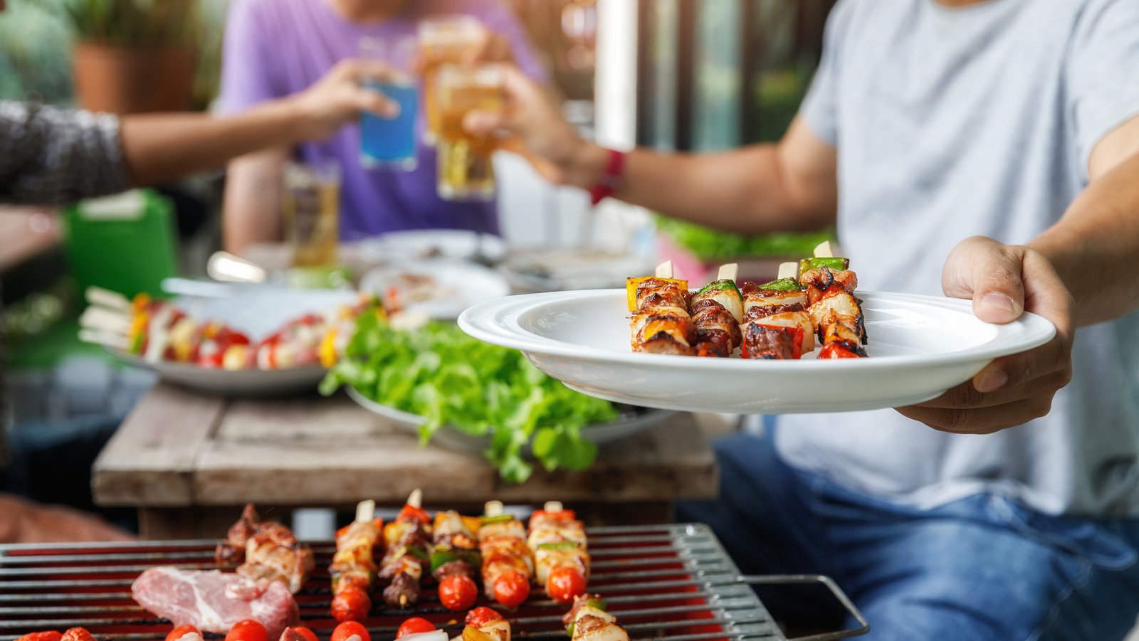 The Best Styles Of Beer To Pair With Barbecue