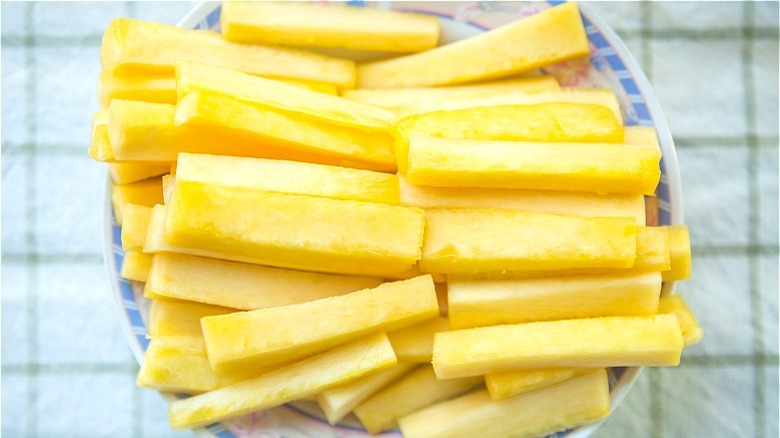 sliced pineapple core 