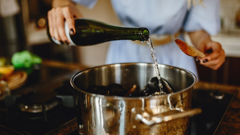 Cooking with white wine