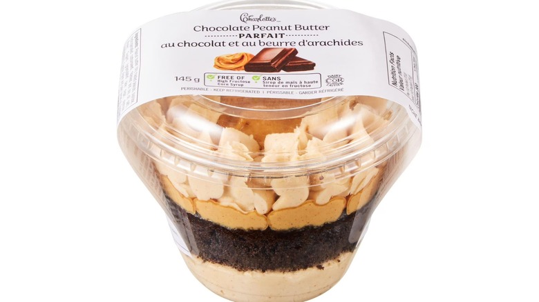 Chocolate peanut butter parfait cup