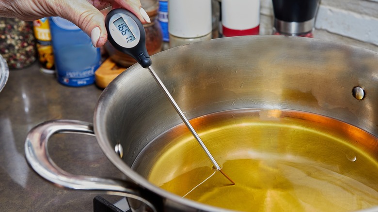 Meat thermometer in oil 