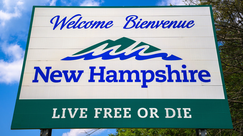 New hampshire welcome sign