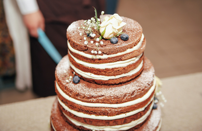 Naked cakes