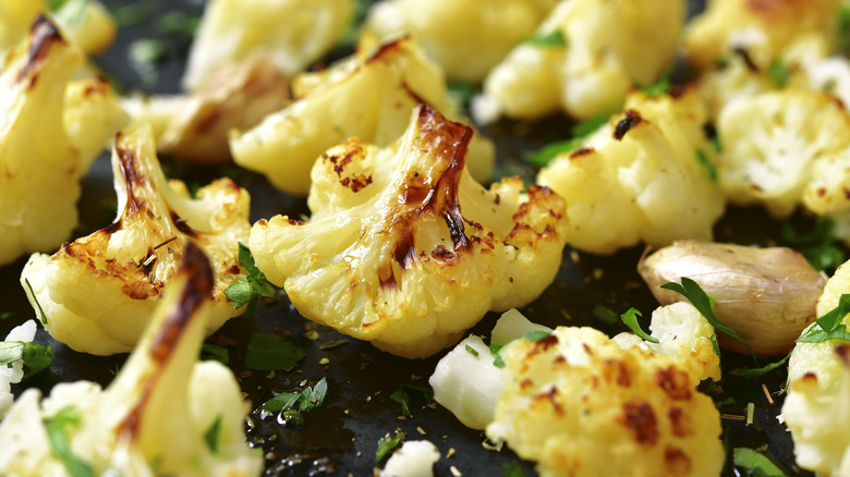 caramelized roasted cauliflower florets