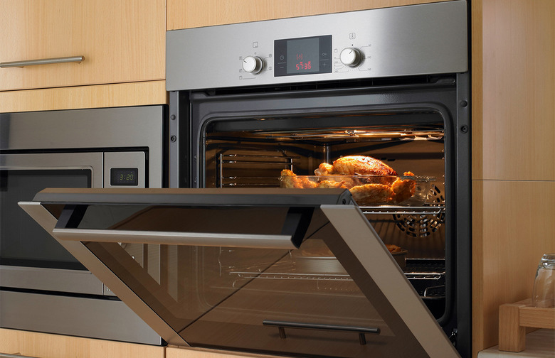 If I'm cooking more than one turkey at the same time, do I time it for one 20-pound turkey or two 10-pound turkeys?