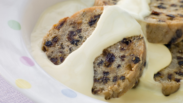 Spotted dick steamed pudding