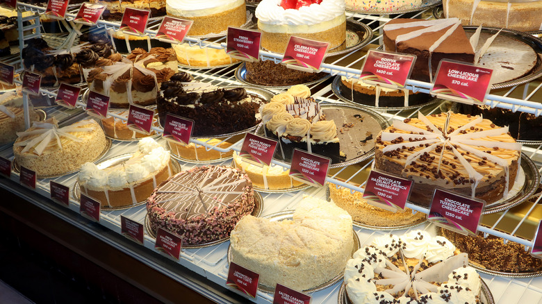 Cheesecakes on display at cheesecake factory