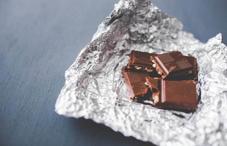 The Complete Guide to Dark Chocolate — The Kind That's Good for You
