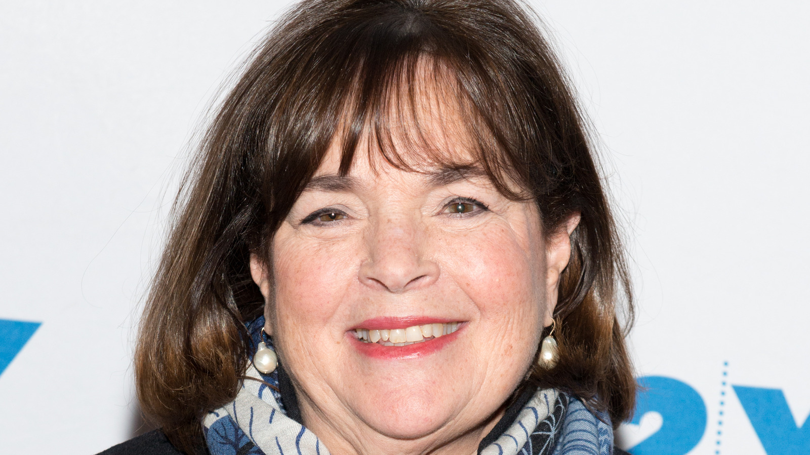 The Controversial Way Ina Garten Cuts Her Bagels - Vimarsana News