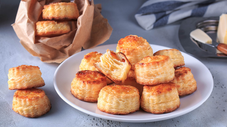 Plate of fresh buttermilk biscuits