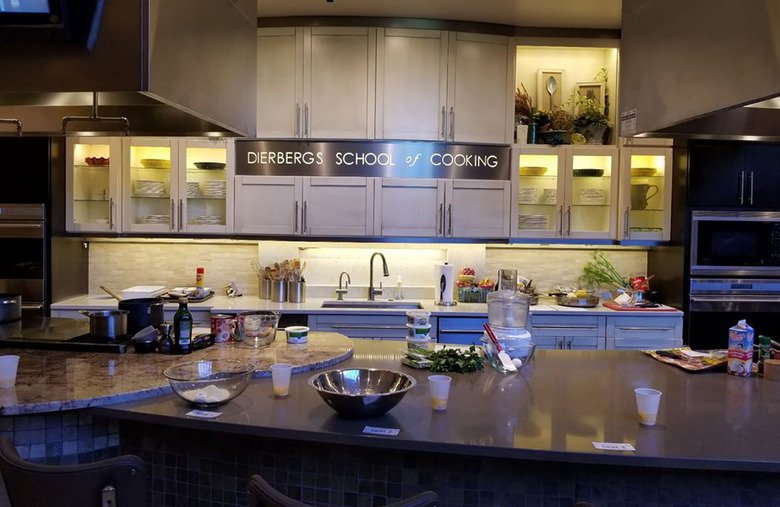 Cooking classes: Many supermarkets