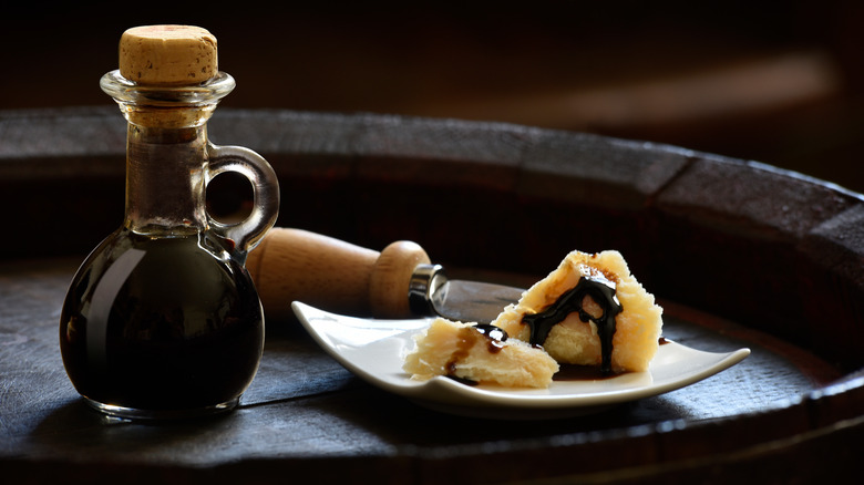 Balsamic vinegar on cheese