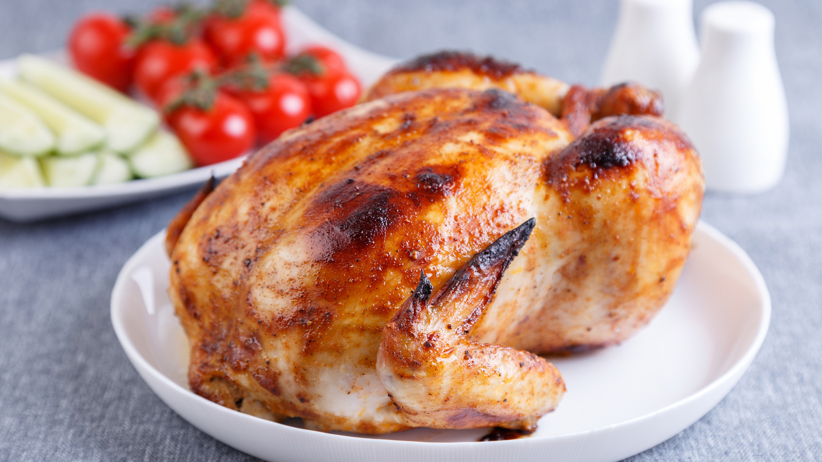The Difference Between Walmart And Sam's Club's Rotisserie Chicken
