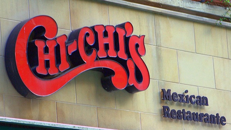 Chi-chi's restaurant sign