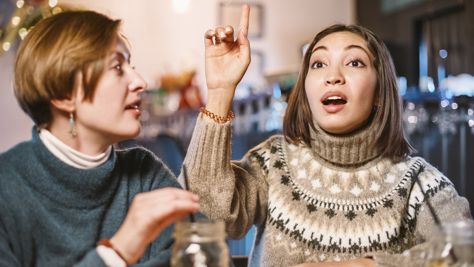 The Drink Ordering Quirk That's A Huge Red Flag For Waiters
