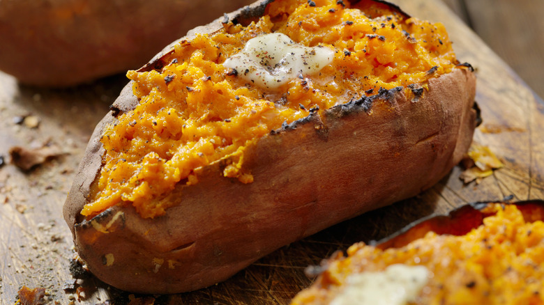 baked sweet potatoes with butter