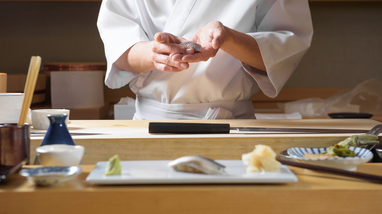 Omakase sushi dining 