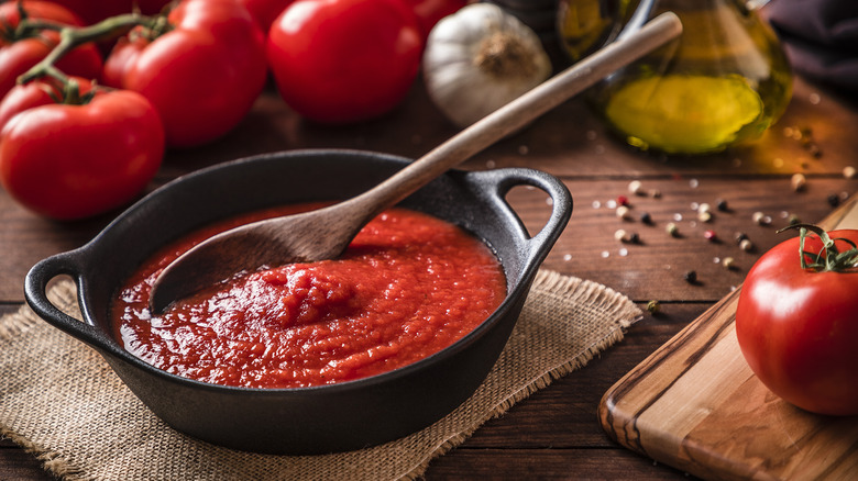 pan of tomato sauce