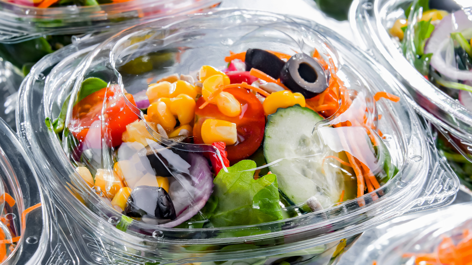 The Hack For Evenly Distributing Salad Dressing On The Go