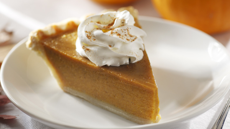 pumpkin pie slice