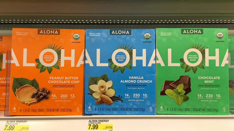 Healthiest – ALOHA Peanut Butter Chocolate Chip Bar