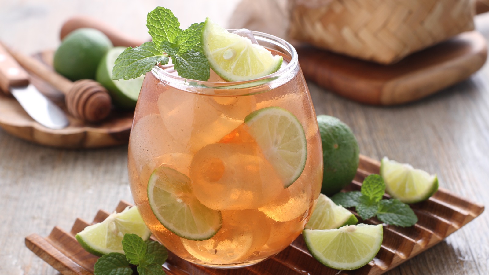 The Ice Cube Hack You Need For The Best Iced Tea Every Time