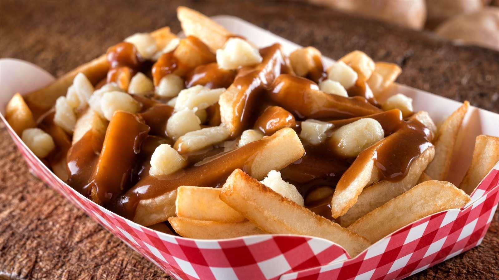 The Ingredient That Makes The Perfect Poutine