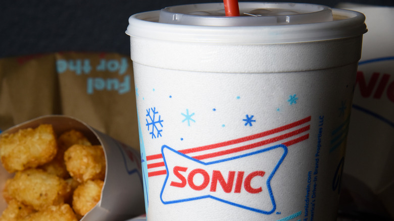 Sonic meal combination with beverage