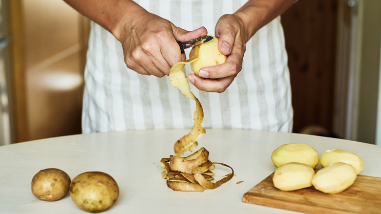 The Internet Is Torn Over The Correct Way To Use A Potato Peeler