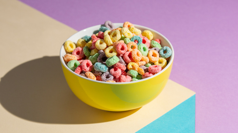 yellow bowl of Froot Loops 