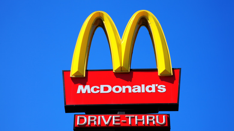 A freestanding McDonald's sign
