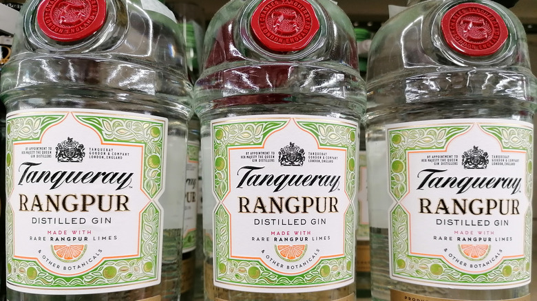 Tanqueray Rangpur bottle labels
