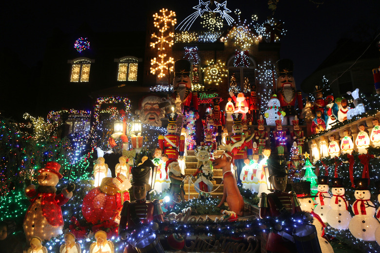 The Most Amazing Christmas Light Displays in America