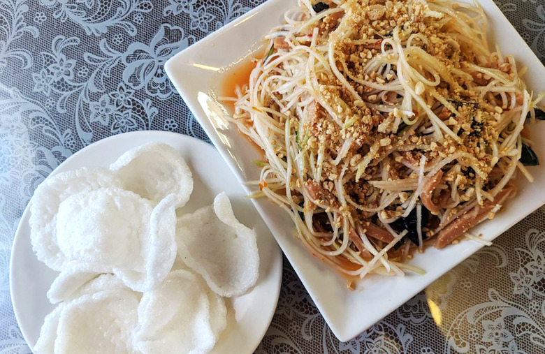 New Mexico: An Hy Quan Vegetarian Restaurant (Albuquerque)