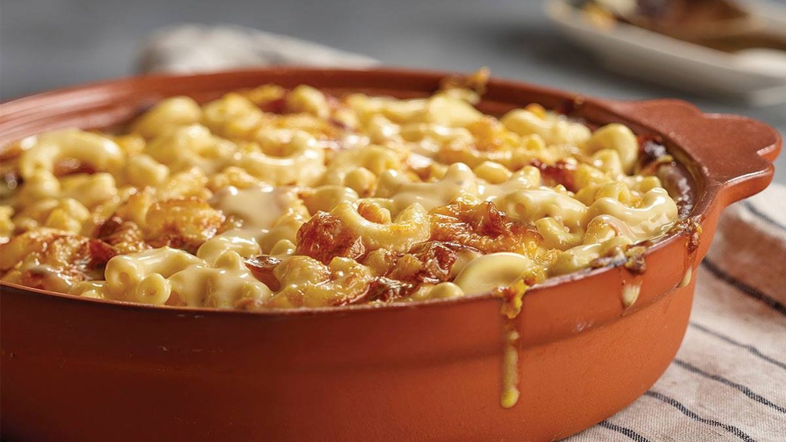 The Nutritional Reason You May Want To Avoid Cracker Barrel Mac And Cheese