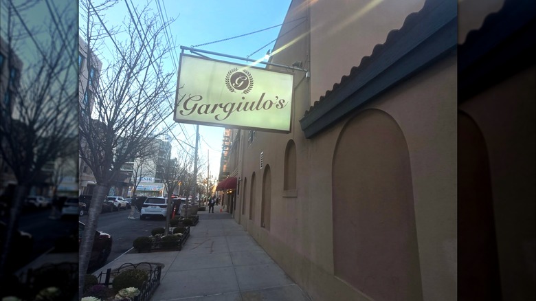 Gargiulo's exterior