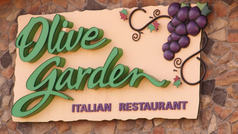 olive garden marquee