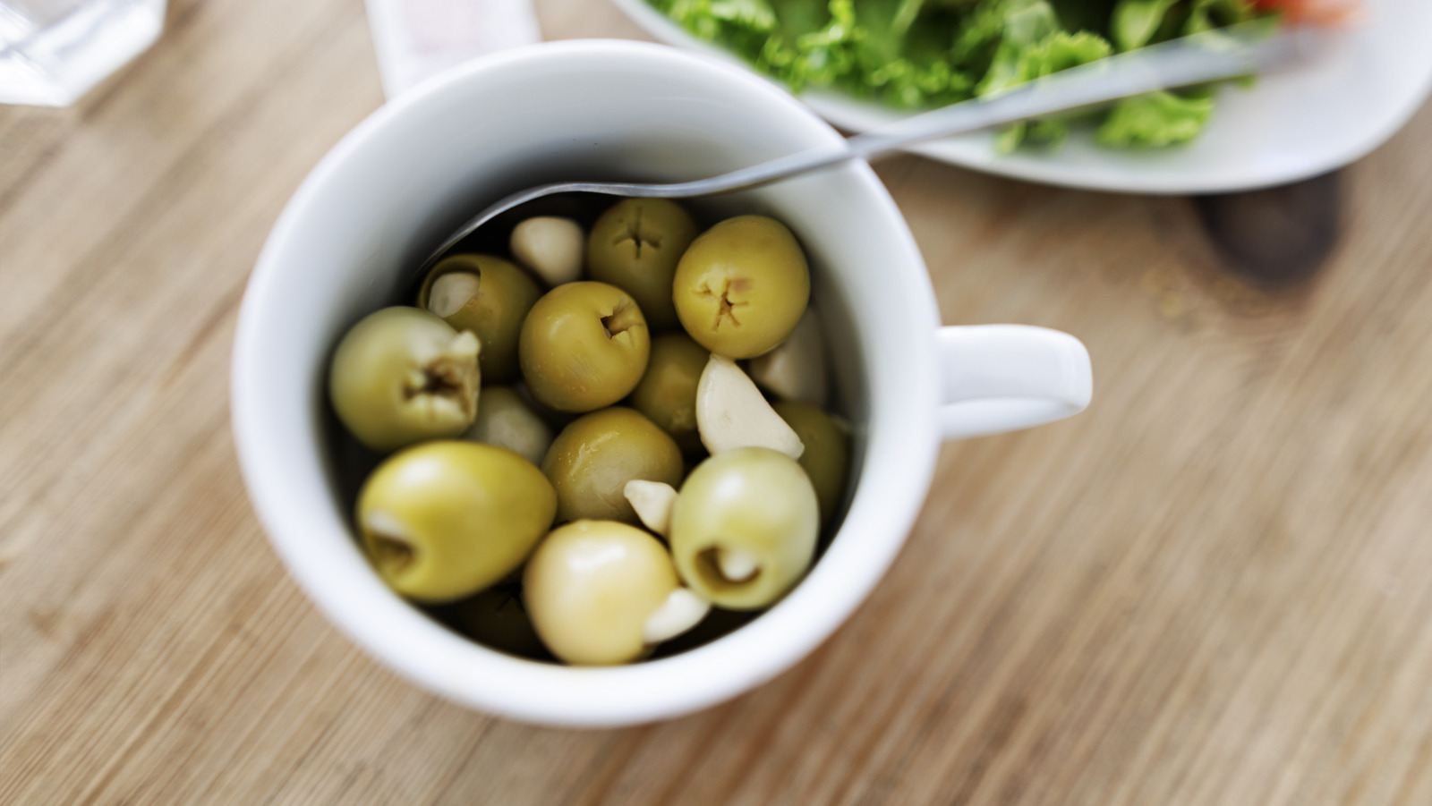 The Olive Variety Most Commonly Used For Stuffing With Garlic