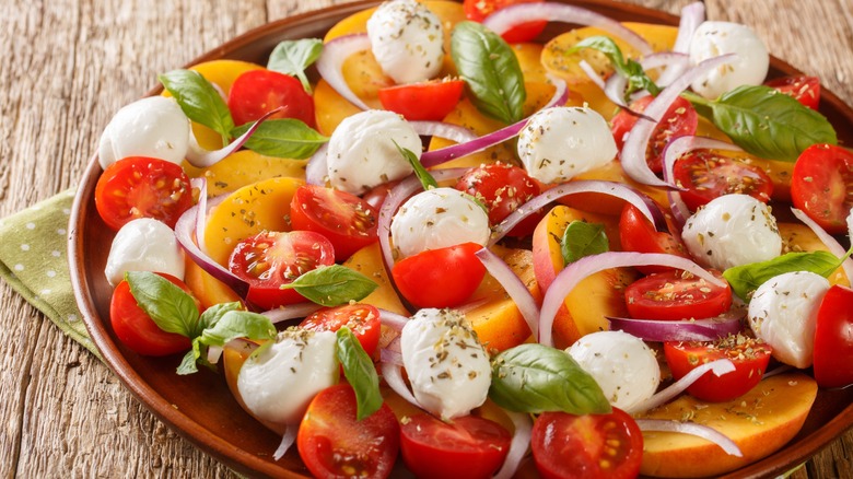 Caprese salad with peaches