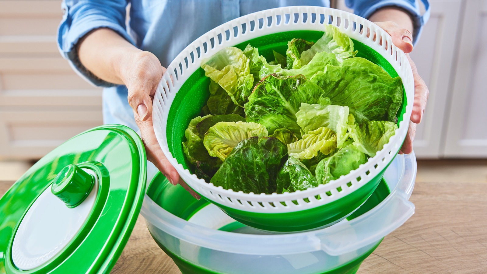 The Quick And Painless Way To Clean A Salad Spinner